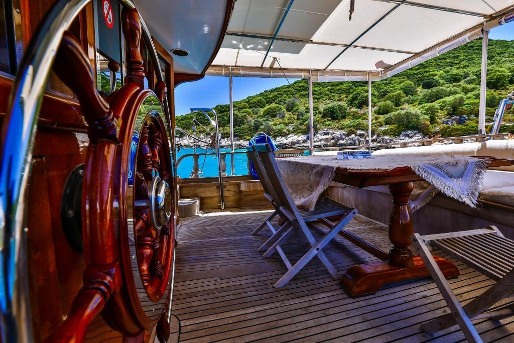 Blue Cruise Hotel Kaş Buitenkant foto